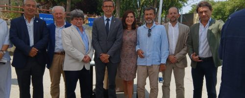 CMNC jutnto a Jorge Paradela